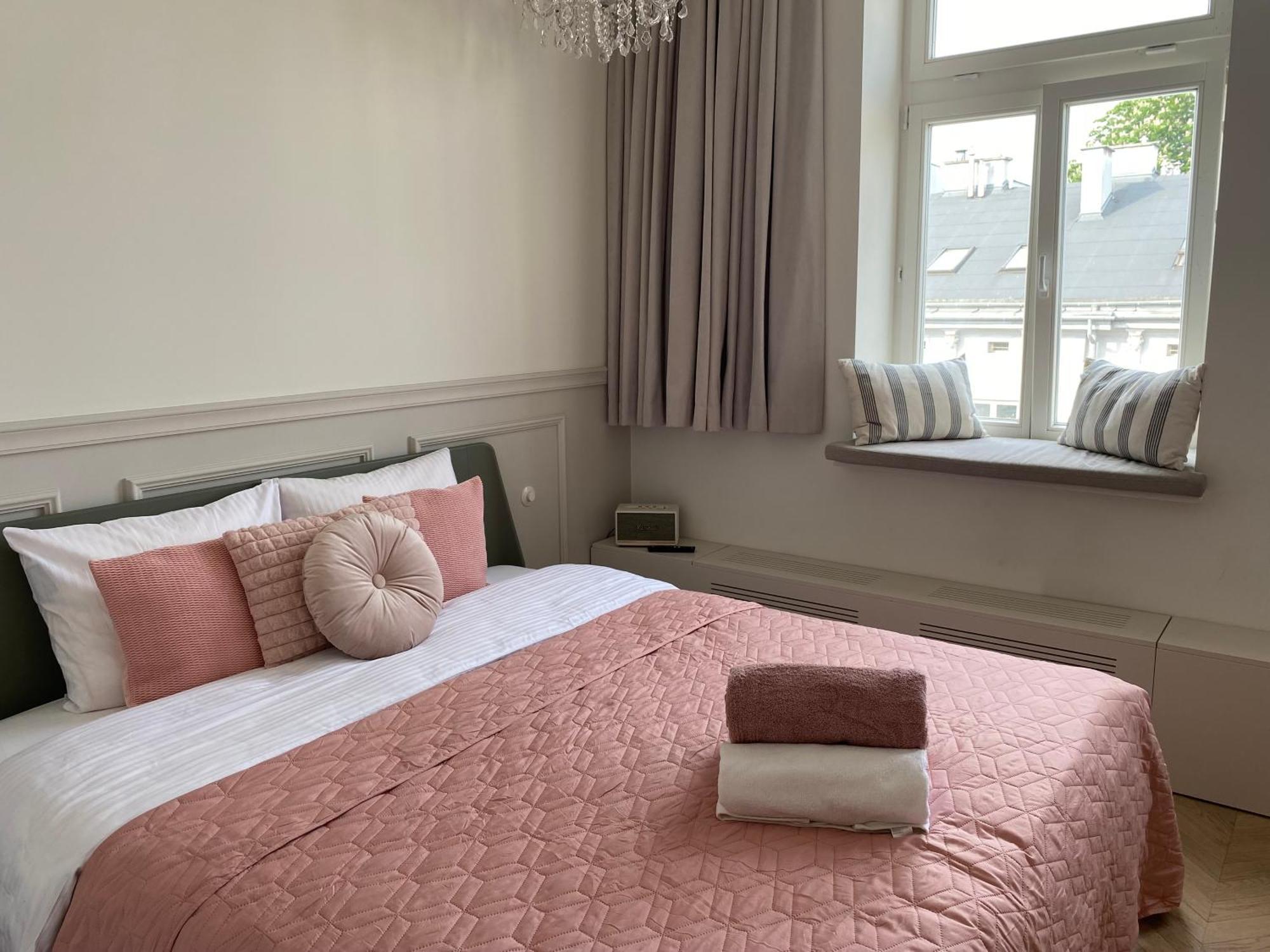 Royal Rose Apartment - Old Town Krasków Εξωτερικό φωτογραφία