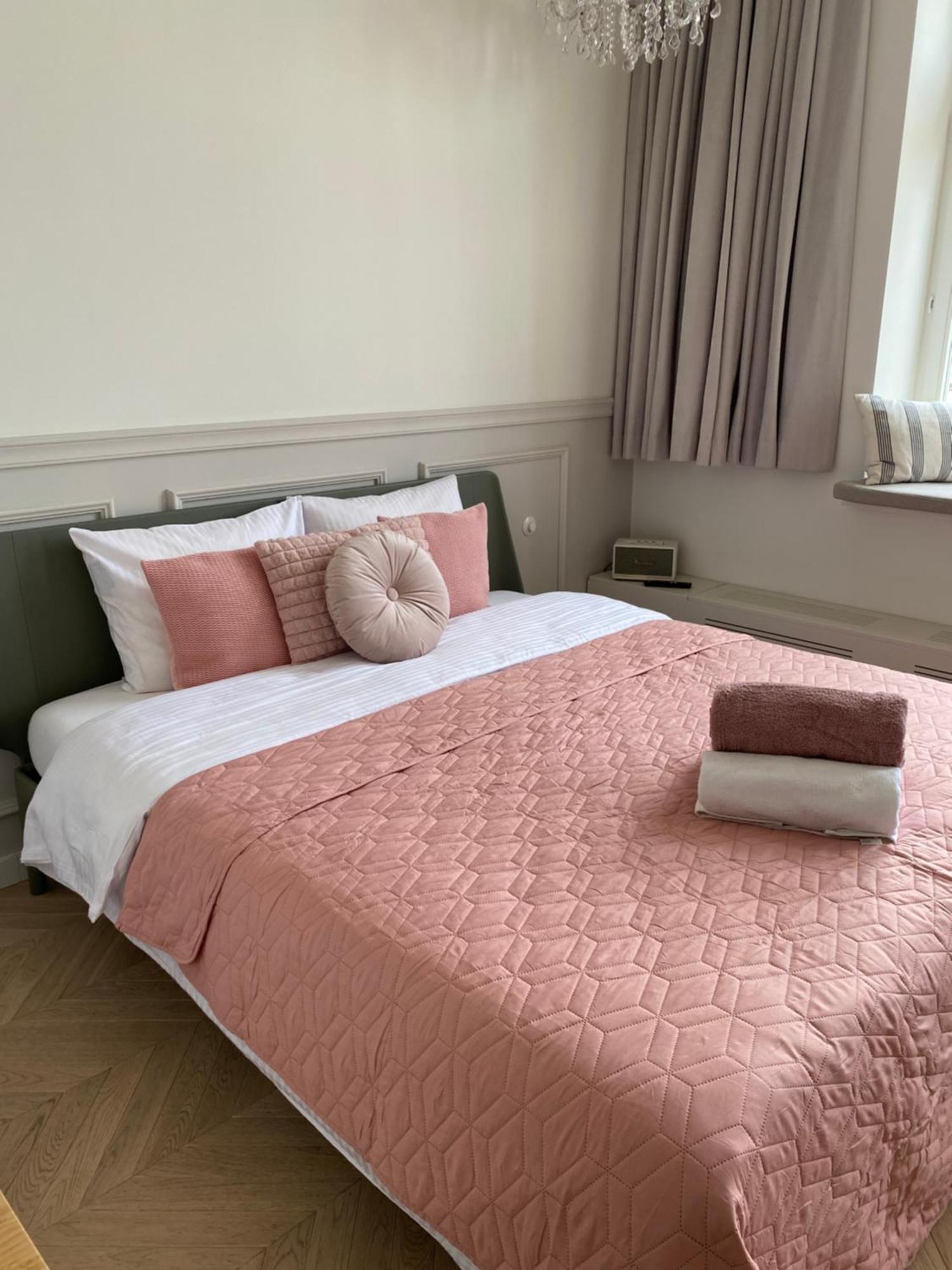 Royal Rose Apartment - Old Town Krasków Εξωτερικό φωτογραφία