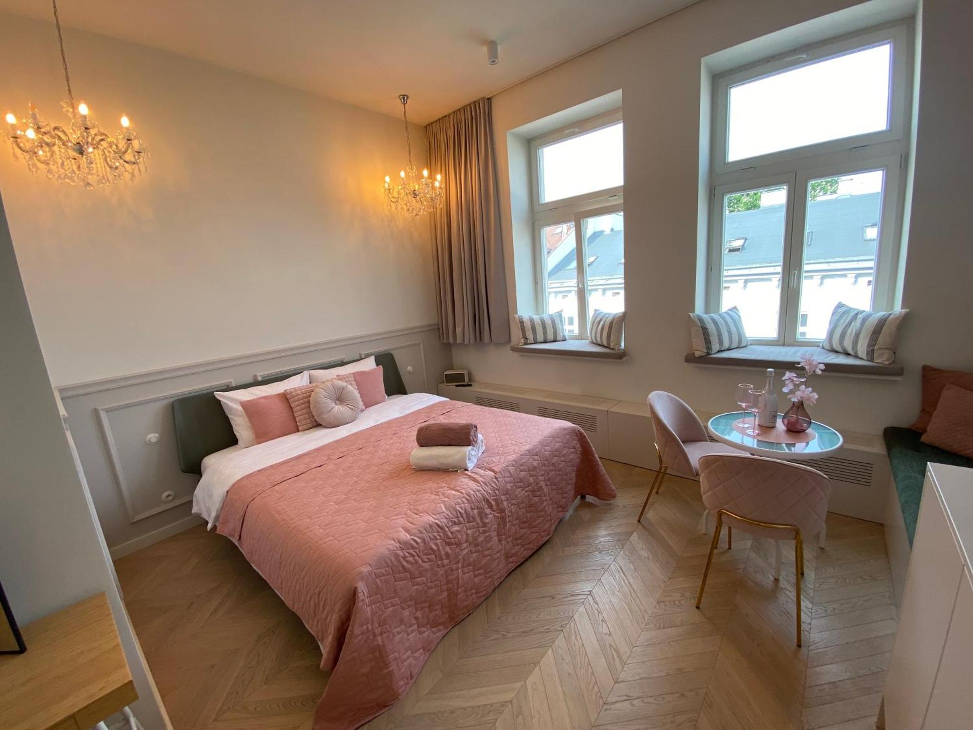 Royal Rose Apartment - Old Town Krasków Εξωτερικό φωτογραφία